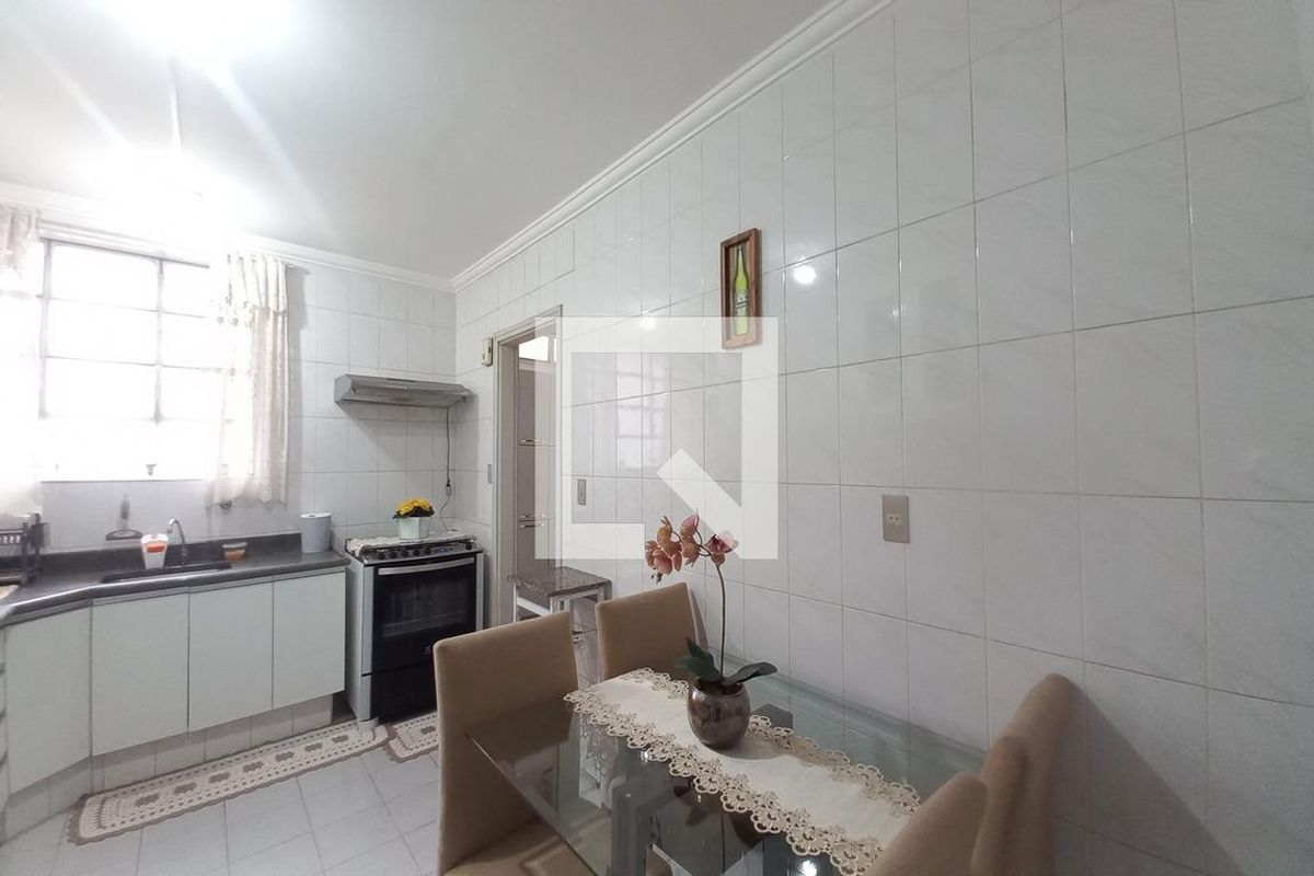 Apartamento à Venda - Centro, 4 Quartos,  158 m2 em , Campinas - sp | SoloBR