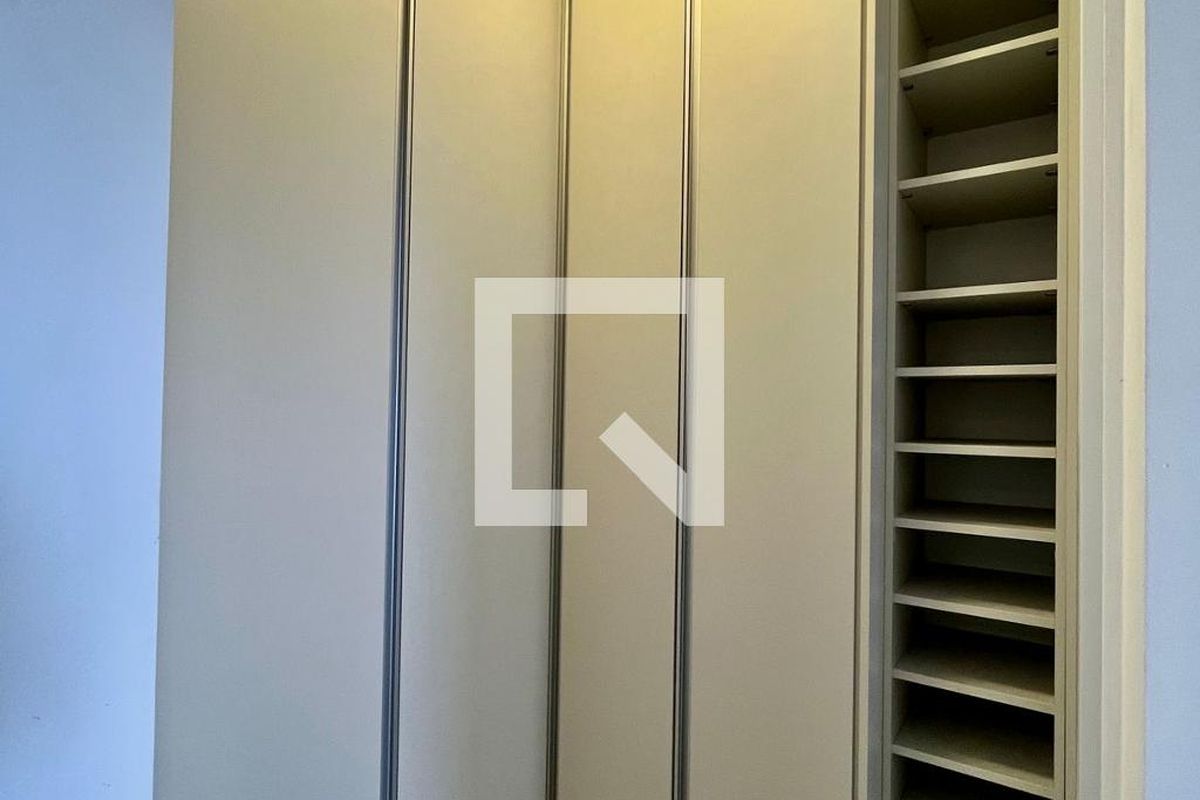 Apartamento à Venda - Bosque, 1 Quarto,  55 m2 em , Campinas - sp | SoloBR