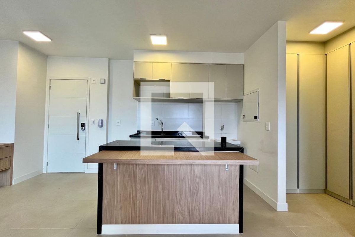Apartamento à Venda - Bosque, 1 Quarto,  55 m2 em , Campinas - sp | SoloBR