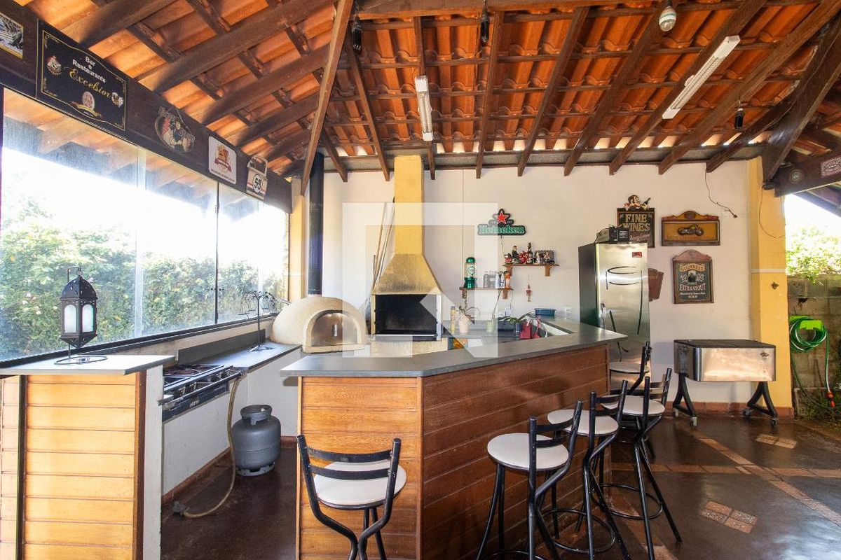 Casa à Venda - Fazenda Santa Cândida, 4 Quartos,  232 m2 em , Campinas - sp | SoloBR