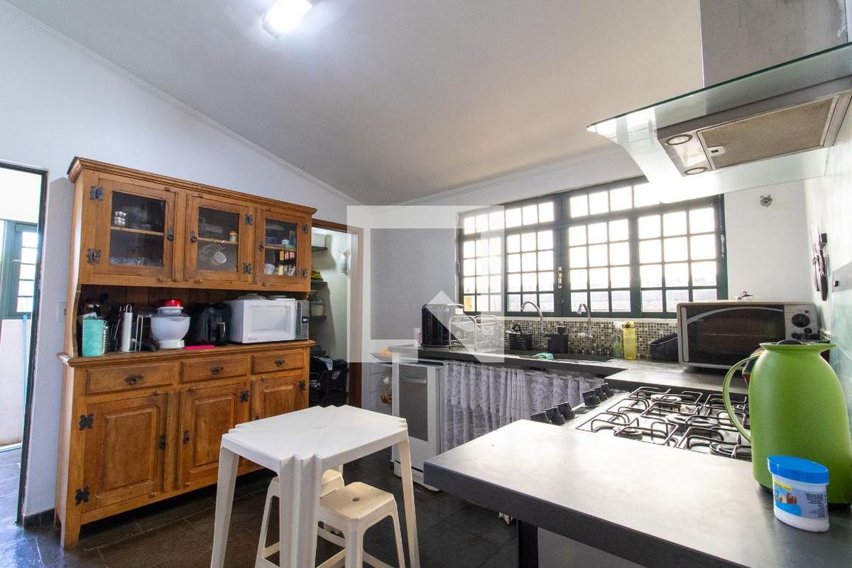 Casa à Venda - Fazenda Santa Cândida, 4 Quartos,  232 m2 em , Campinas - sp | SoloBR