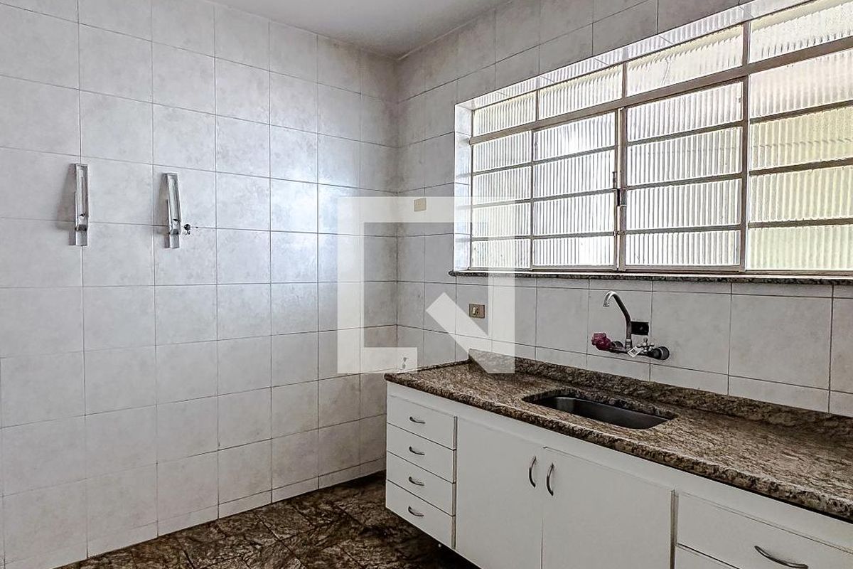 Casa, 1 quarto, 120 m² - Foto 35