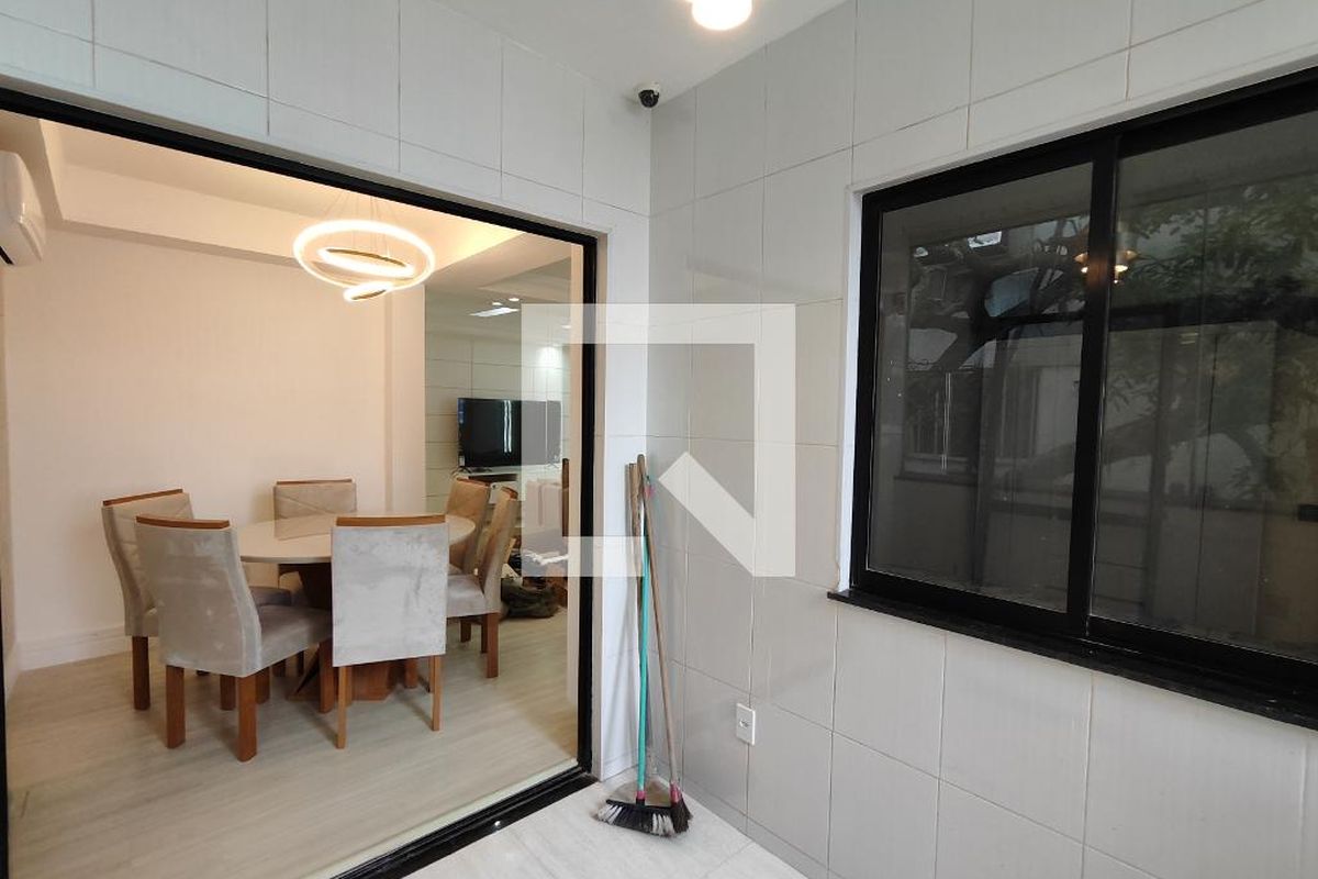 Cobertura, 3 quartos, 208 m² - Foto 16