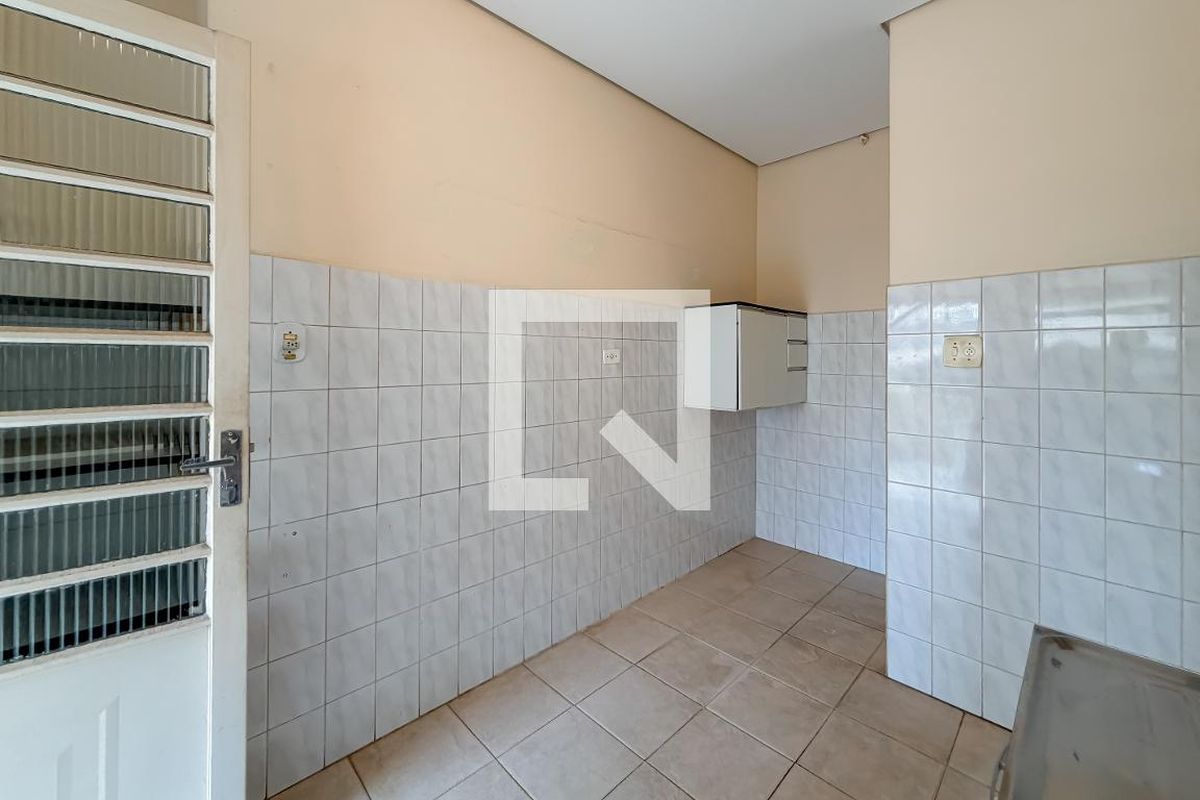 Casa, 4 quartos, 240 m² - Foto 24