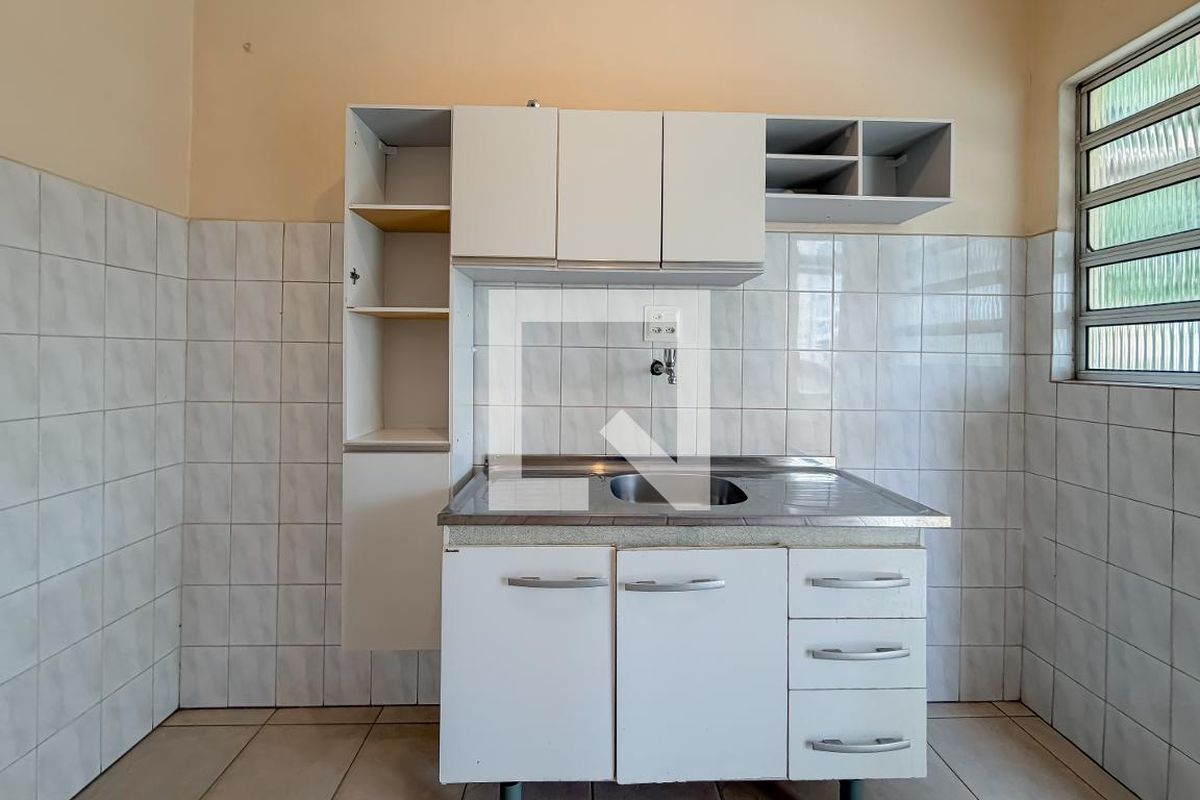 Casa, 4 quartos, 240 m² - Foto 25