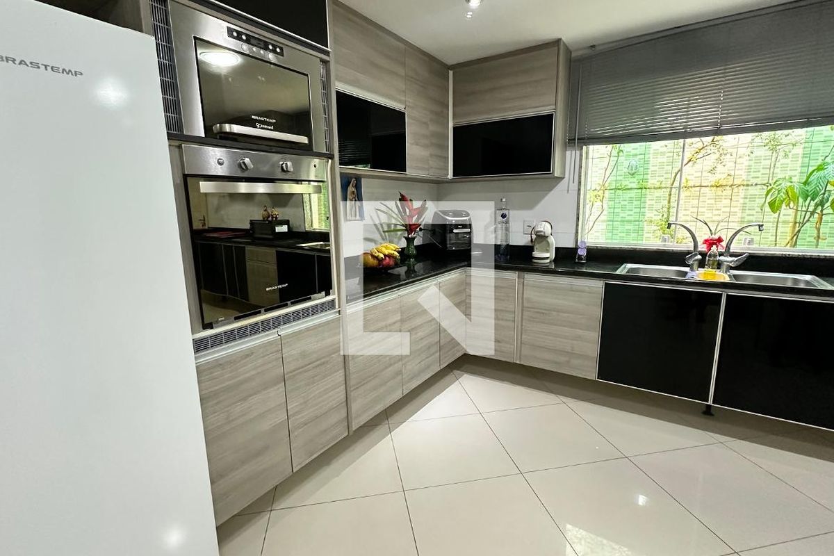 Casa, 4 quartos, 450 m² - Foto 16
