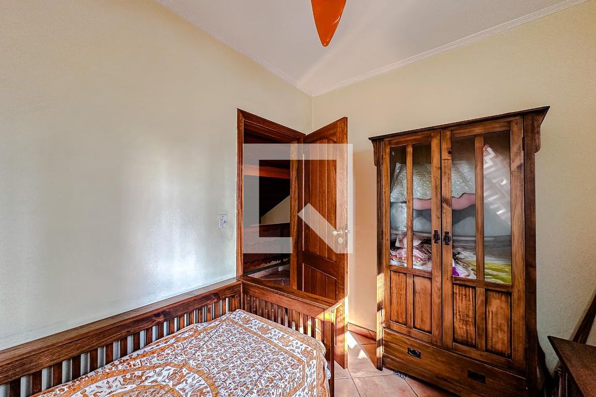 Casa, 3 quartos, 200 m² - Foto 45
