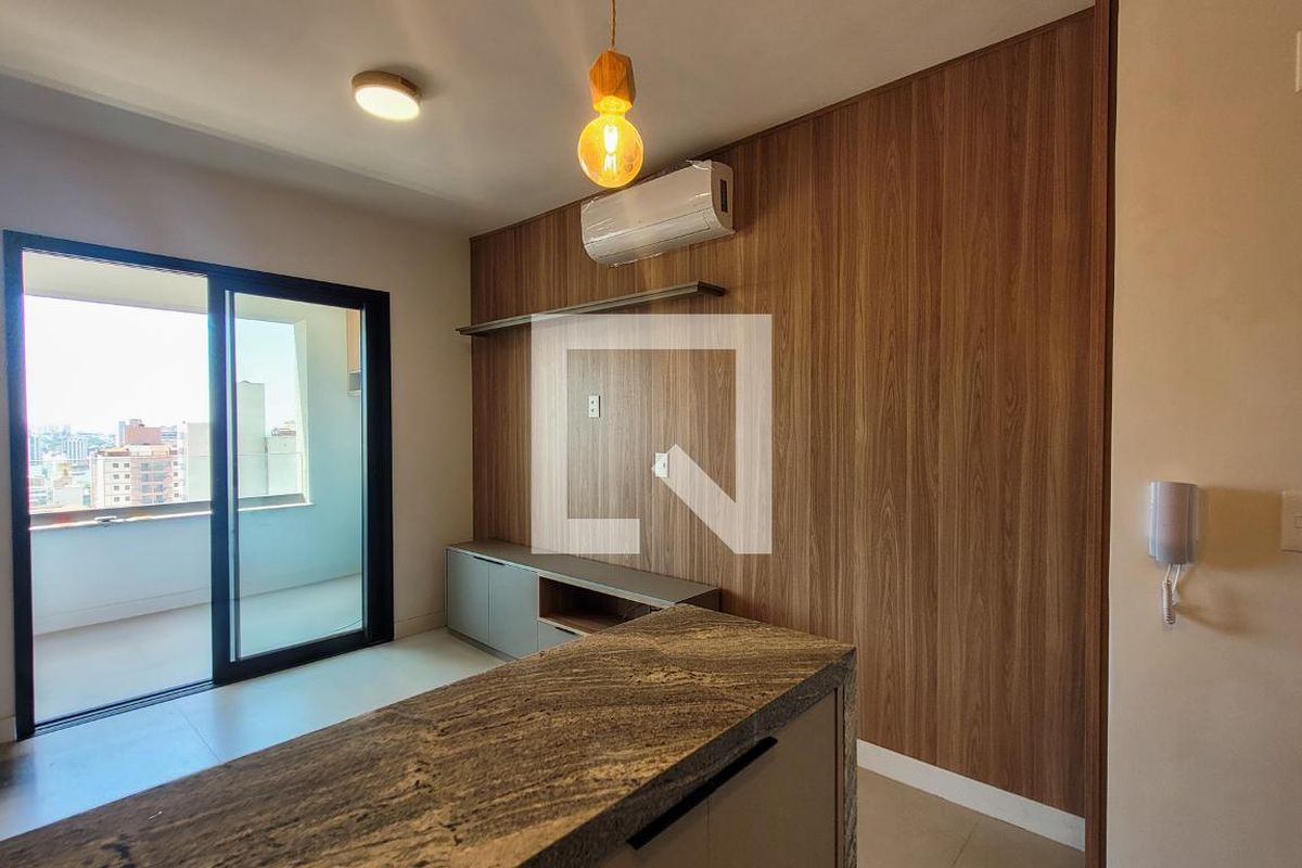 Apartamento à Venda - Bosque, 1 Quarto,  45 m2 em , Campinas - sp | SoloBR