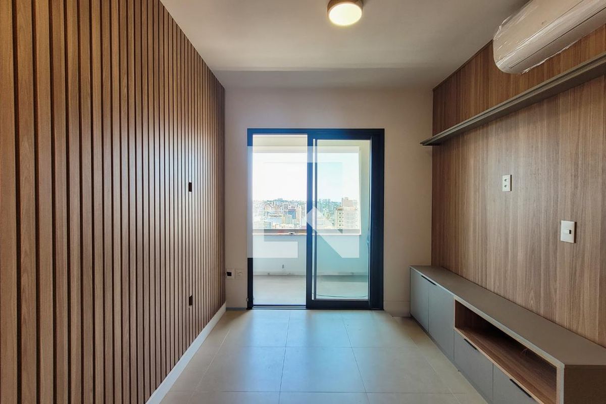 Apartamento à Venda - Bosque, 1 Quarto,  45 m2 em , Campinas - sp | SoloBR