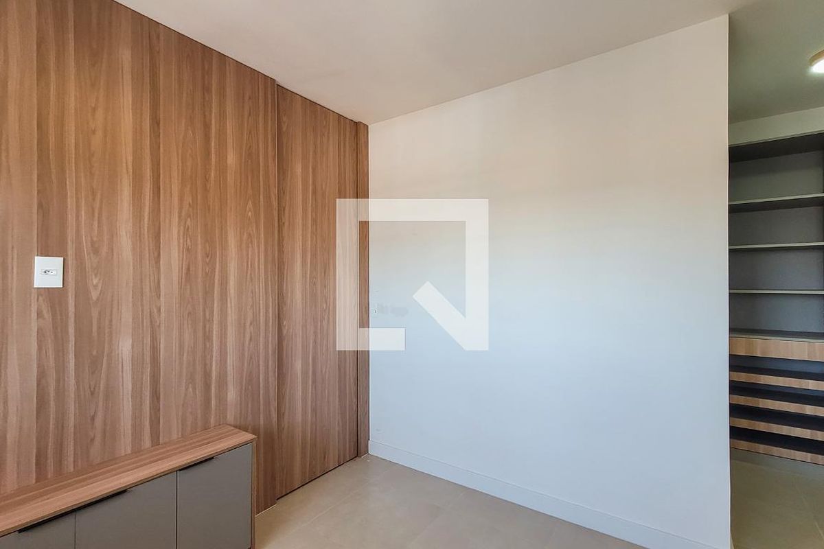 Apartamento à Venda - Bosque, 1 Quarto,  45 m2 em , Campinas - sp | SoloBR