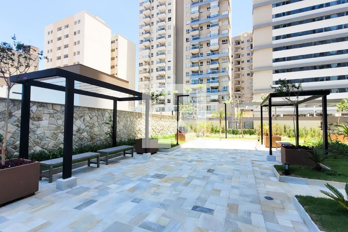 Apartamento à Venda - Bosque, 1 Quarto,  45 m2 em , Campinas - sp | SoloBR