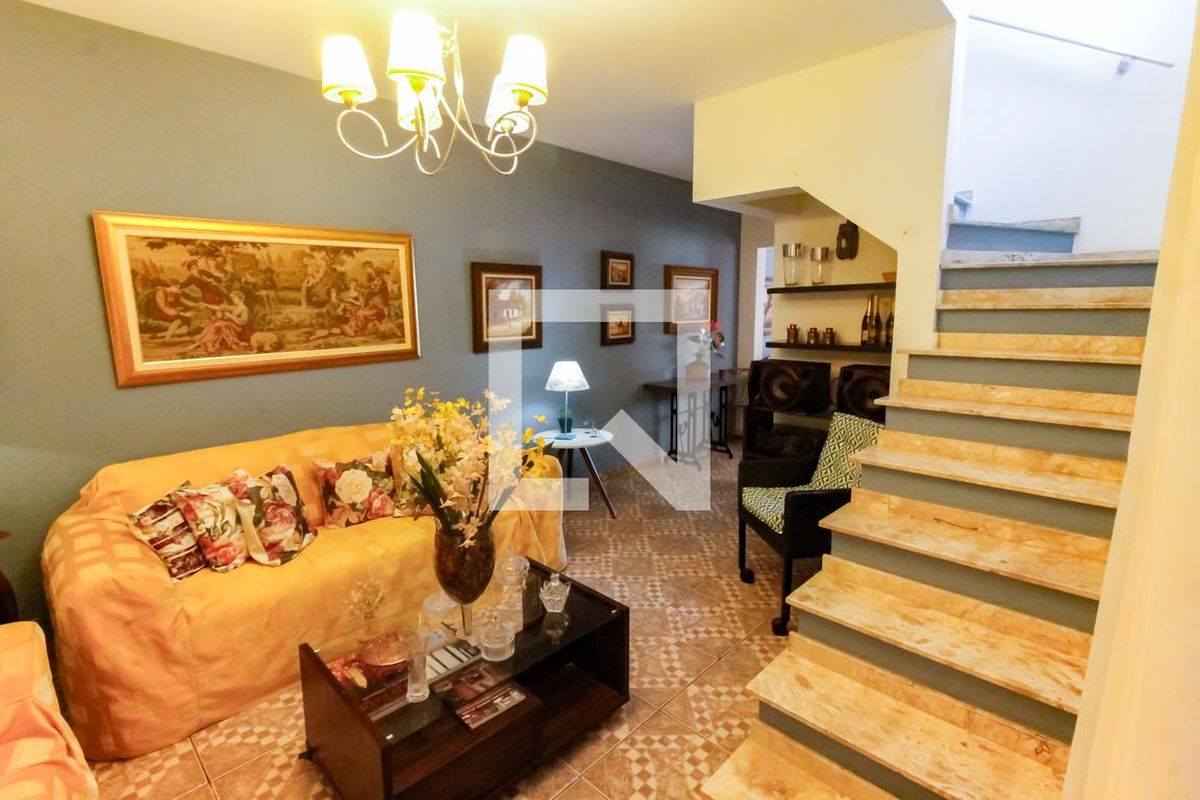 Casa, 3 quartos, 105 m² - Foto 2