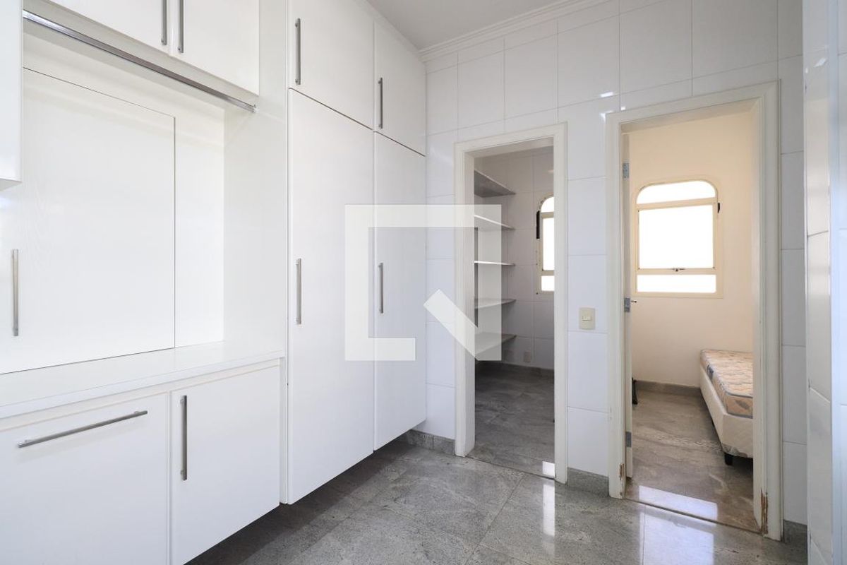 Apartamento, 4 quartos, 280 m² - Foto 299
