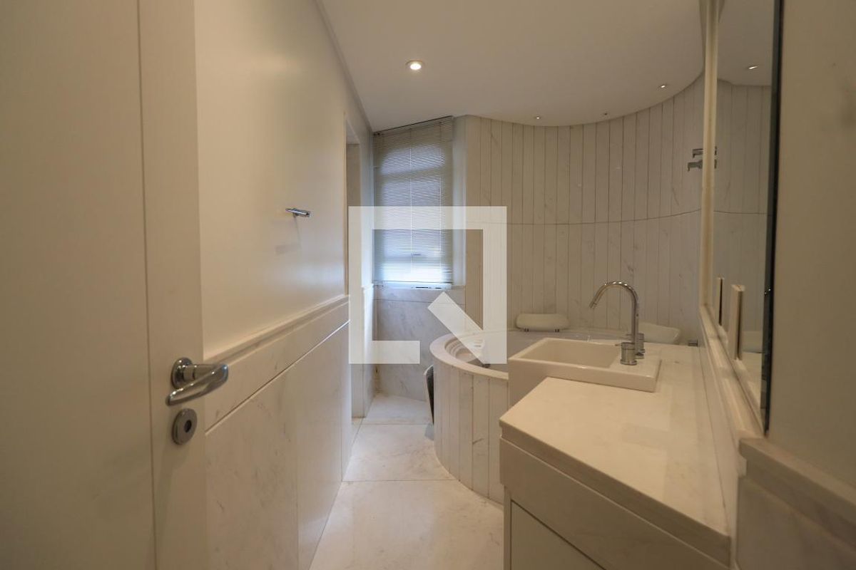 Apartamento, 4 quartos, 280 m² - Foto 195