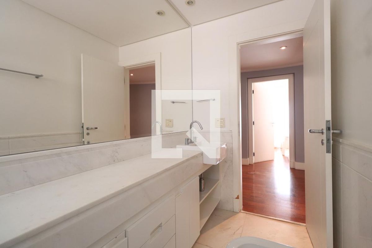 Apartamento, 4 quartos, 280 m² - Foto 237