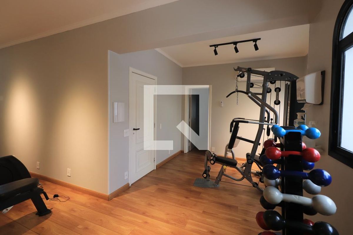 Apartamento, 4 quartos, 280 m² - Foto 319