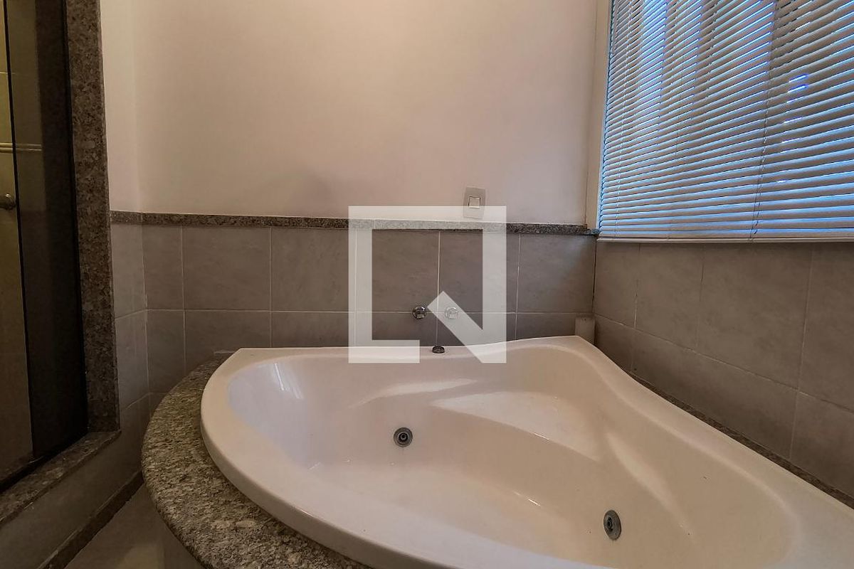 Apartamento, 3 quartos, 183 m² - Foto 42