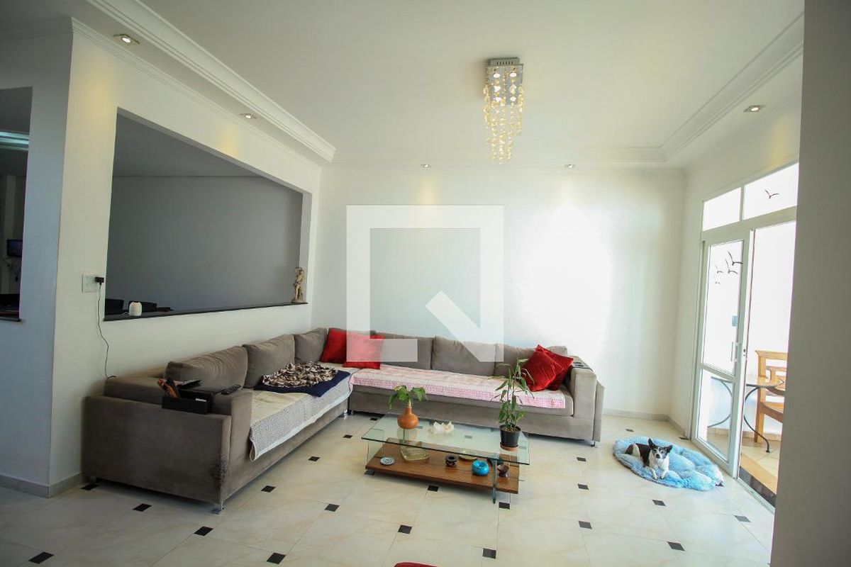 Casa, 3 quartos, 200 m² - Foto 3