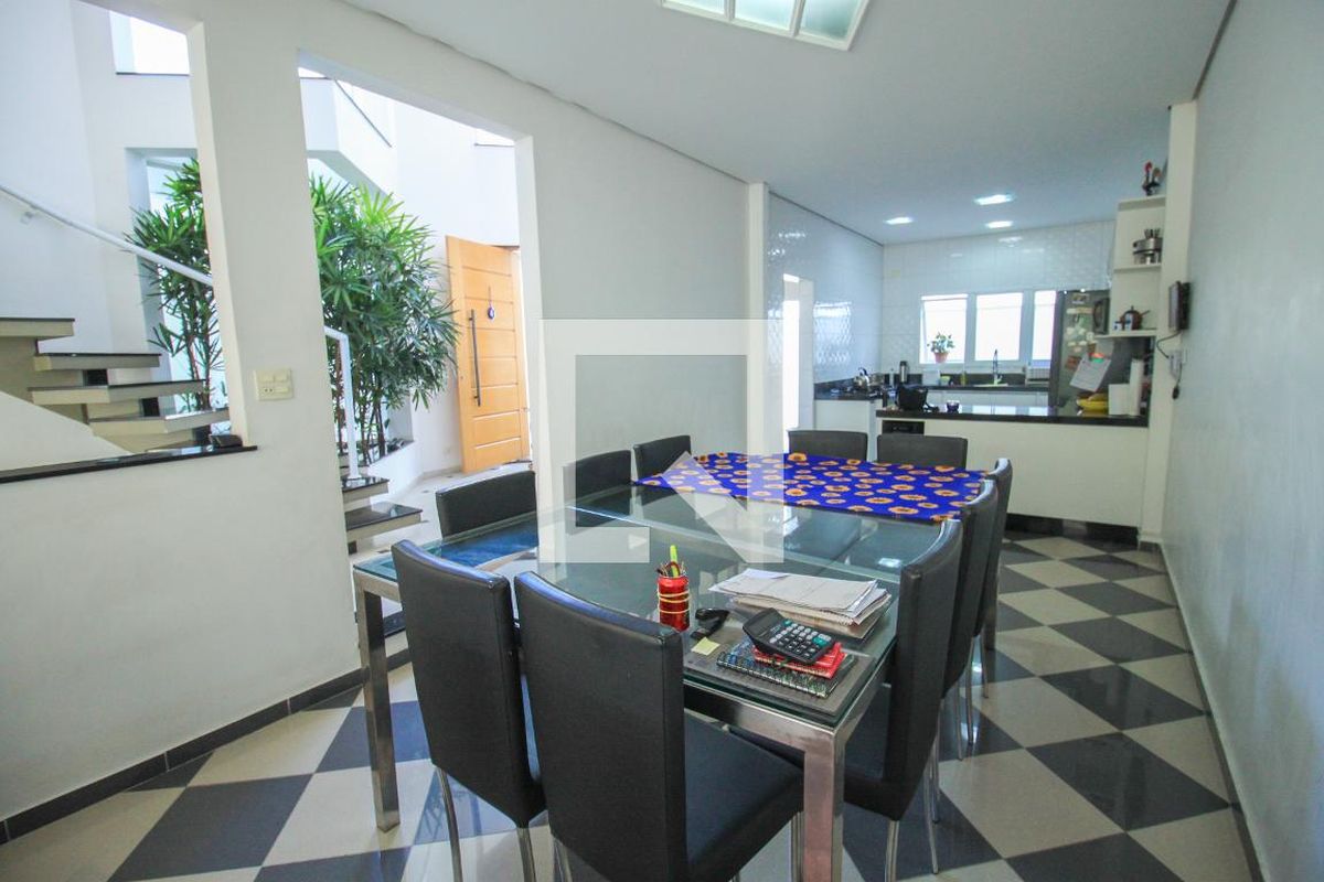 Casa, 3 quartos, 200 m² - Foto 11