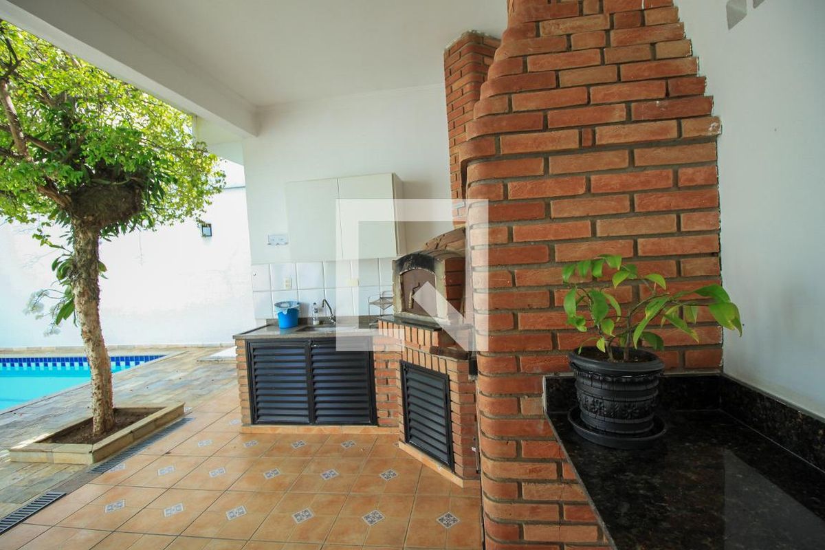 Casa, 3 quartos, 200 m² - Foto 58