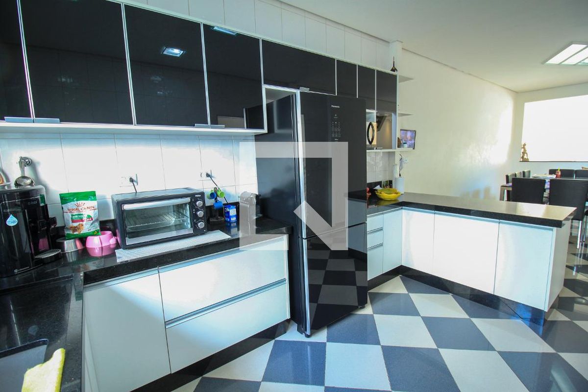 Casa, 3 quartos, 200 m² - Foto 47