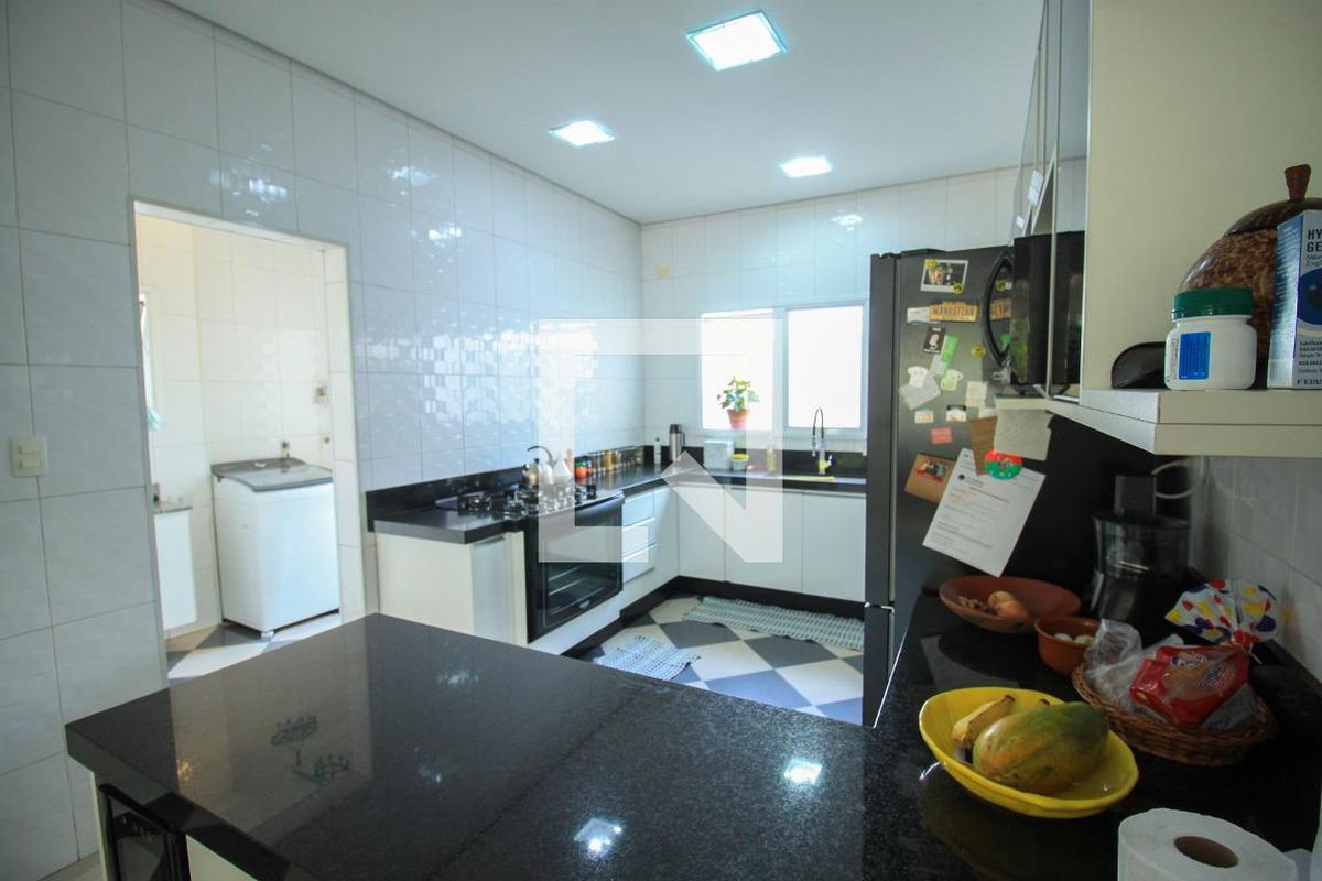 Casa, 3 quartos, 200 m² - Foto 46