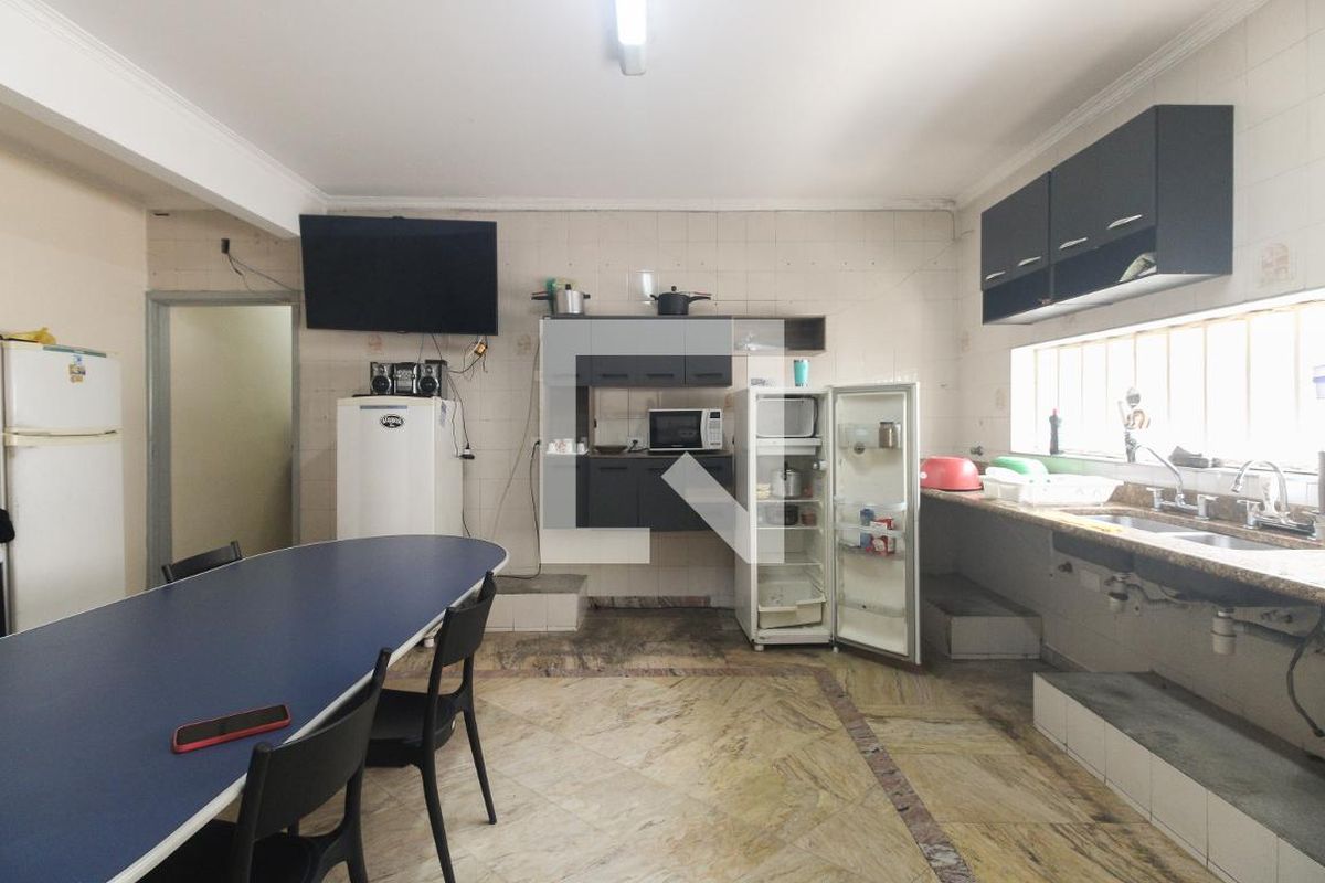 Casa, 4 quartos, 240 m² - Foto 56