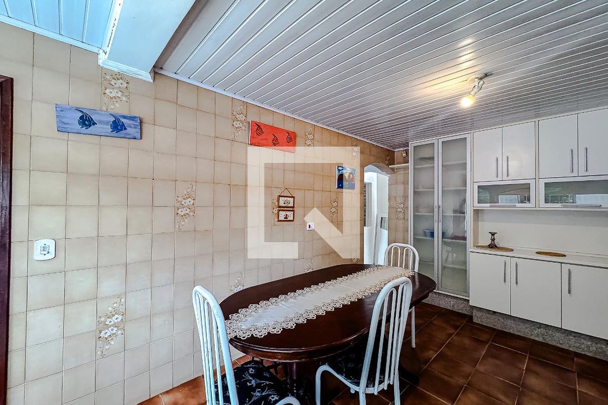 Casa, 3 quartos, 180 m² - Foto 141