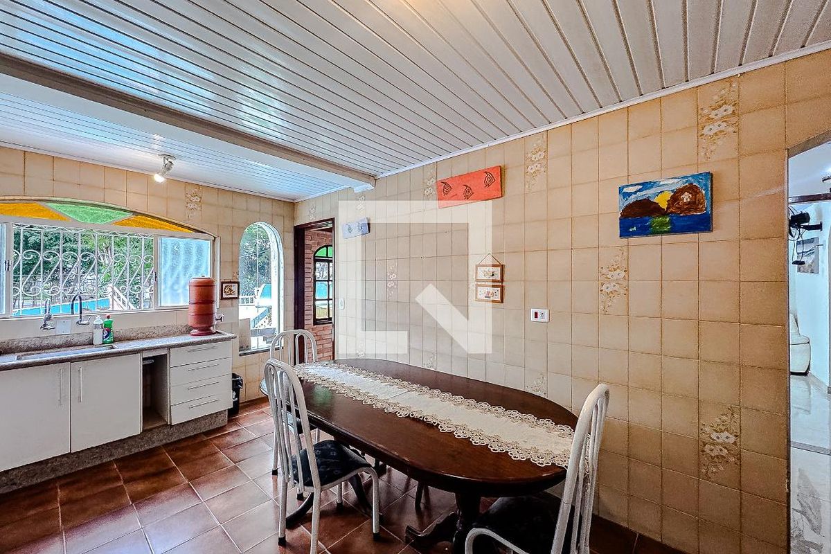 Casa, 3 quartos, 180 m² - Foto 135