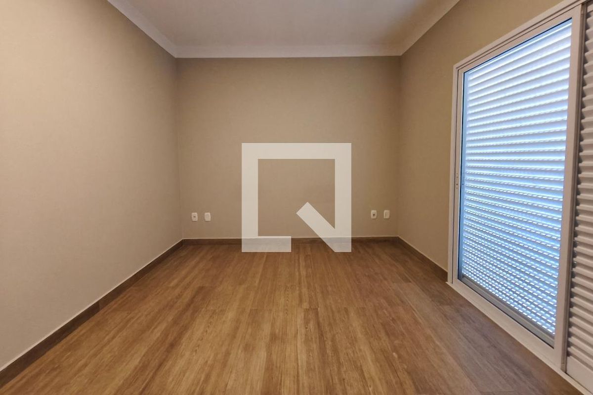 Casa à Venda - Parque Prado, 4 Quartos,  600 m2 em , Campinas - sp | SoloBR
