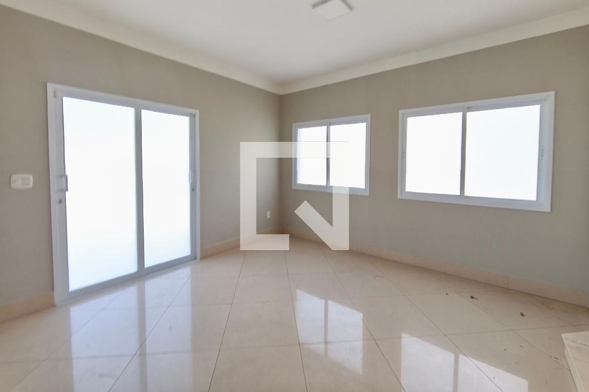 Casa à Venda - Parque Prado, 4 Quartos,  600 m2 em , Campinas - sp | SoloBR