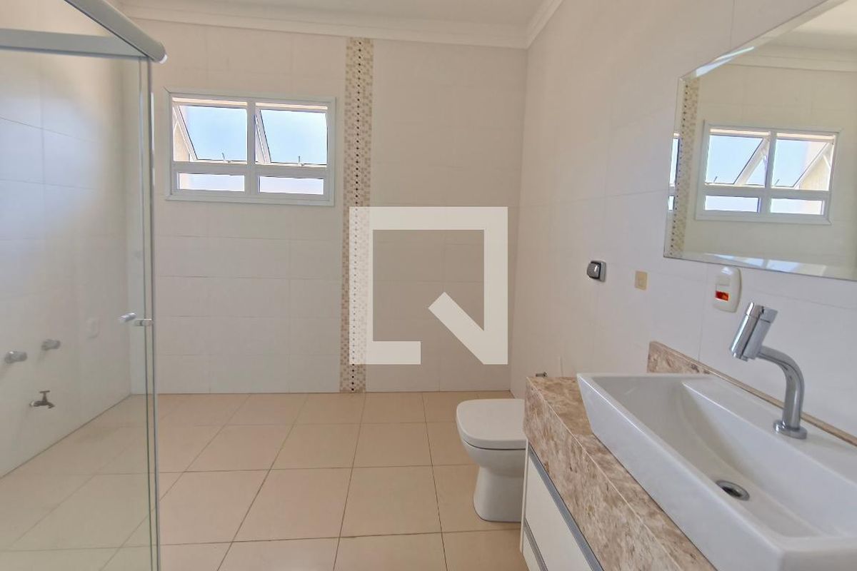 Casa à Venda - Parque Prado, 4 Quartos,  600 m2 em , Campinas - sp | SoloBR