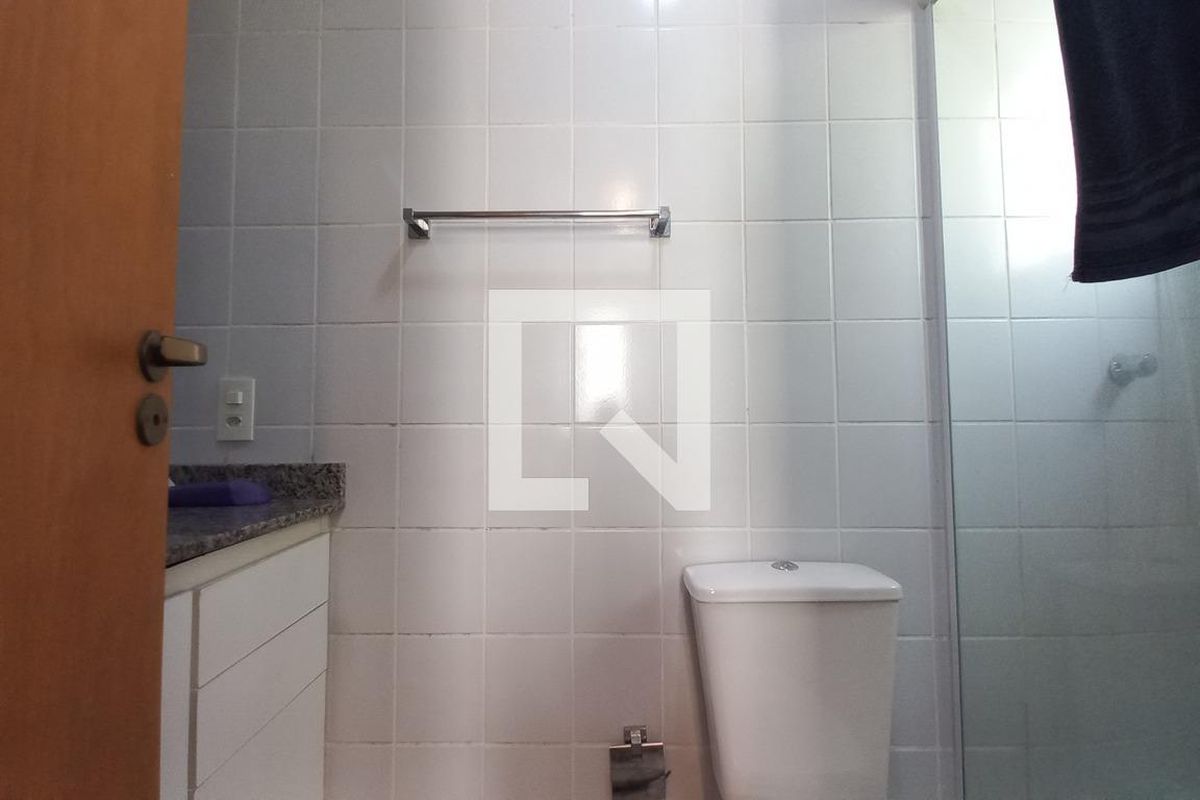 Apartamento à Venda - Jardim do Lago, 3 Quartos,  83 m2 em , Campinas - sp | SoloBR