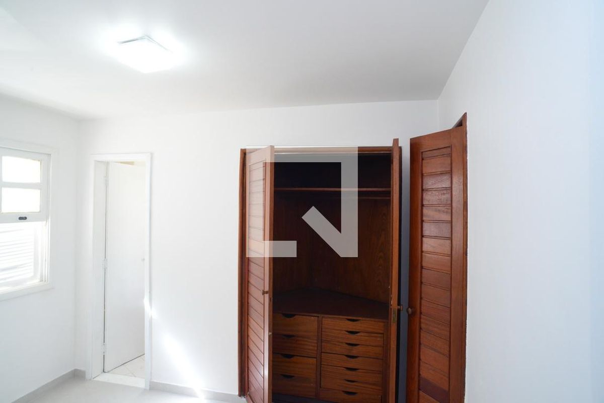 Casa, 4 quartos, 300 m² - Foto 72
