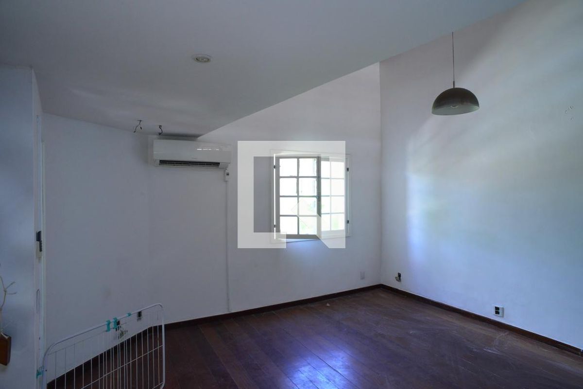 Casa, 4 quartos, 300 m² - Foto 44