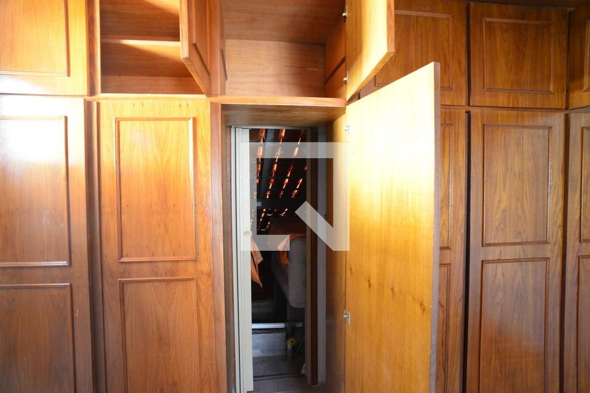 Casa, 4 quartos, 300 m² - Foto 126