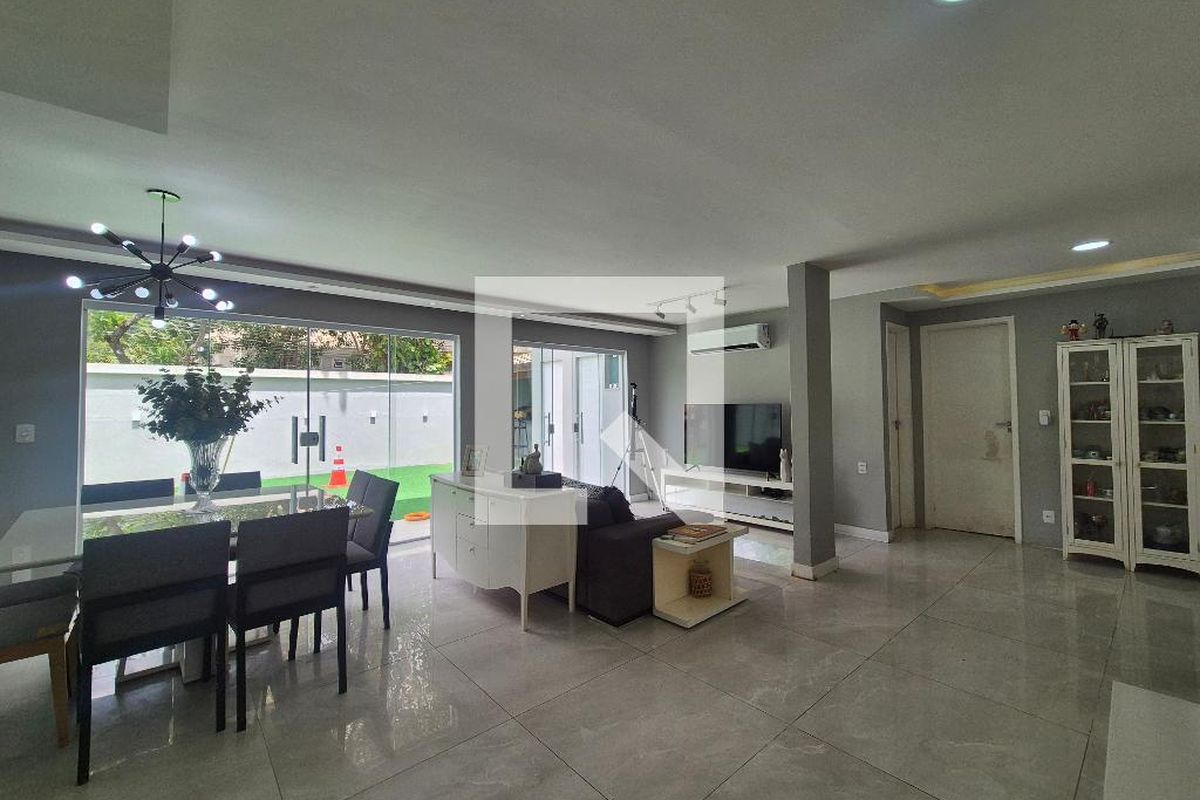 Casa, 5 quartos, 350 m² - Foto 2