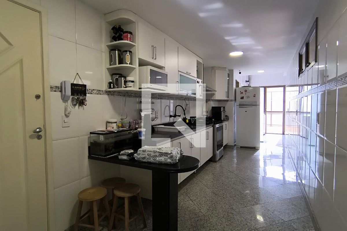 Apartamento, 3 quartos, 282 m² - Foto 72