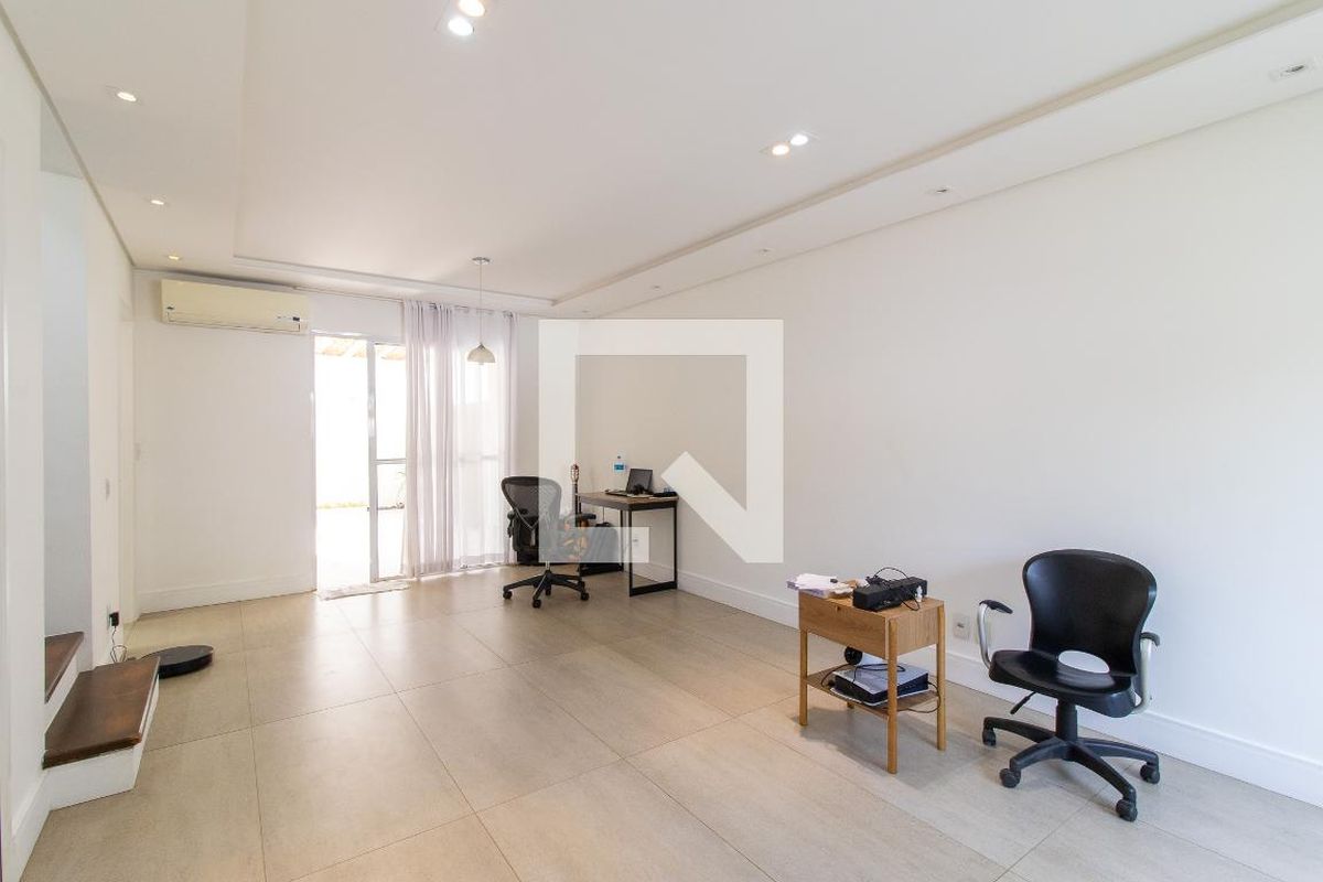 Casa à Venda - Barão Geraldo - Centro, 3 Quartos,  133 m2 em , Campinas - sp | SoloBR