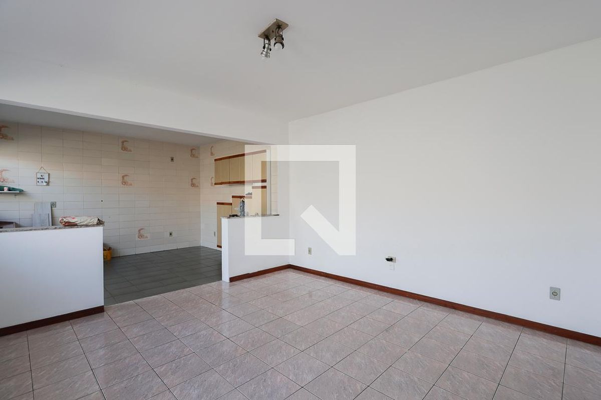 Casa, 2 quartos, 264 m² - Foto 2