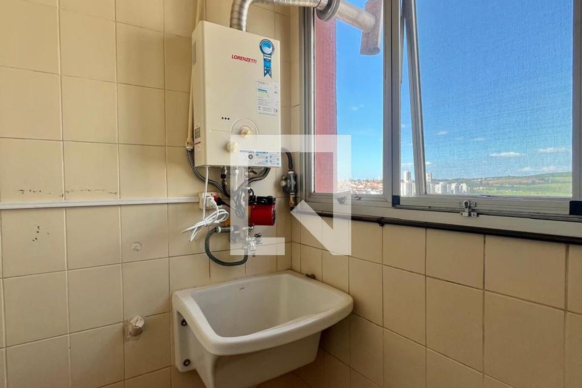 Apartamento à Venda - Jardim Flamboyant, 1 Quarto,  64 m2 em , Campinas - sp | SoloBR