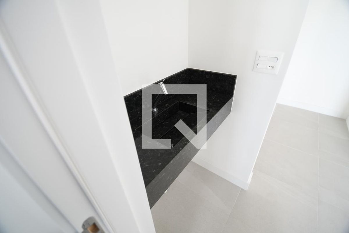 Apartamento à Venda - Bosque, 1 Quarto,  43 m2 em , Campinas - sp | SoloBR
