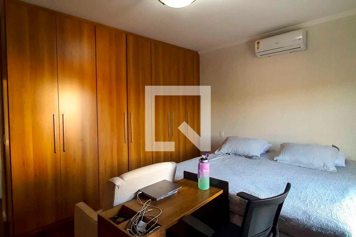 Casa, 4 quartos, 269 m² - Foto 42