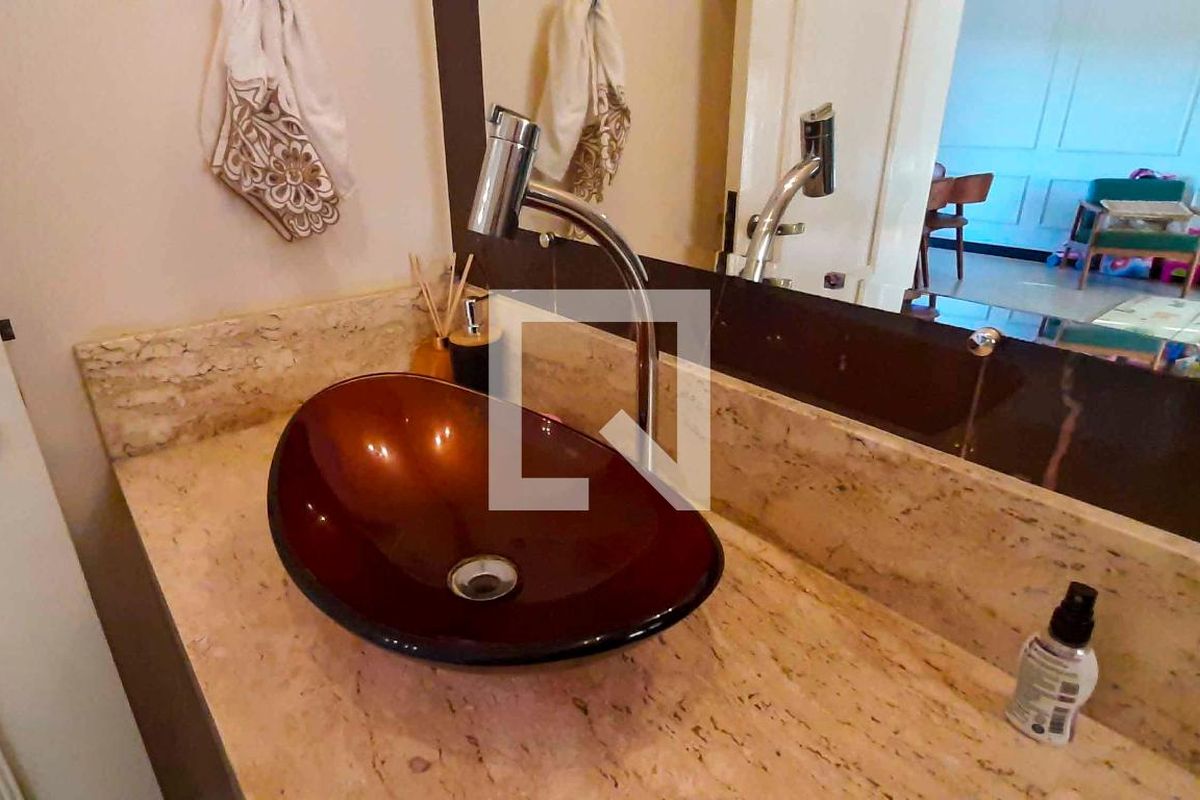 Casa, 4 quartos, 269 m² - Foto 30