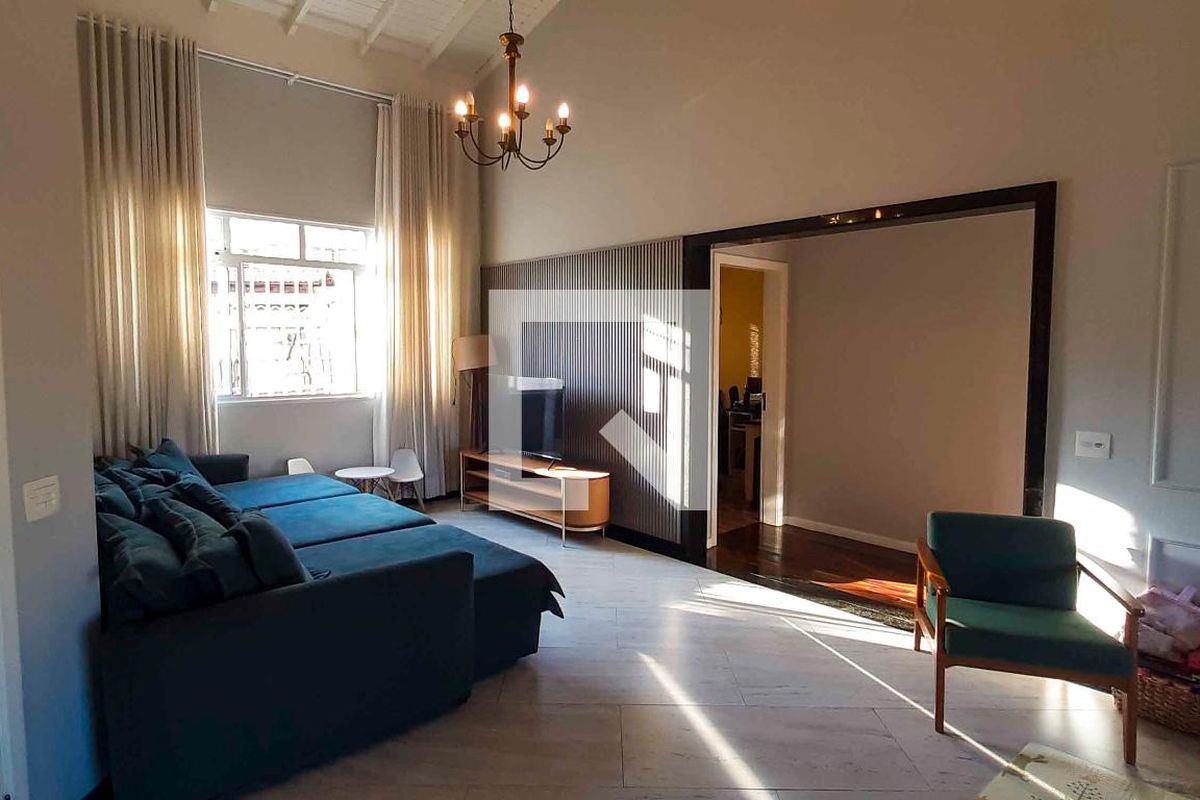 Casa, 4 quartos, 269 m² - Foto 2