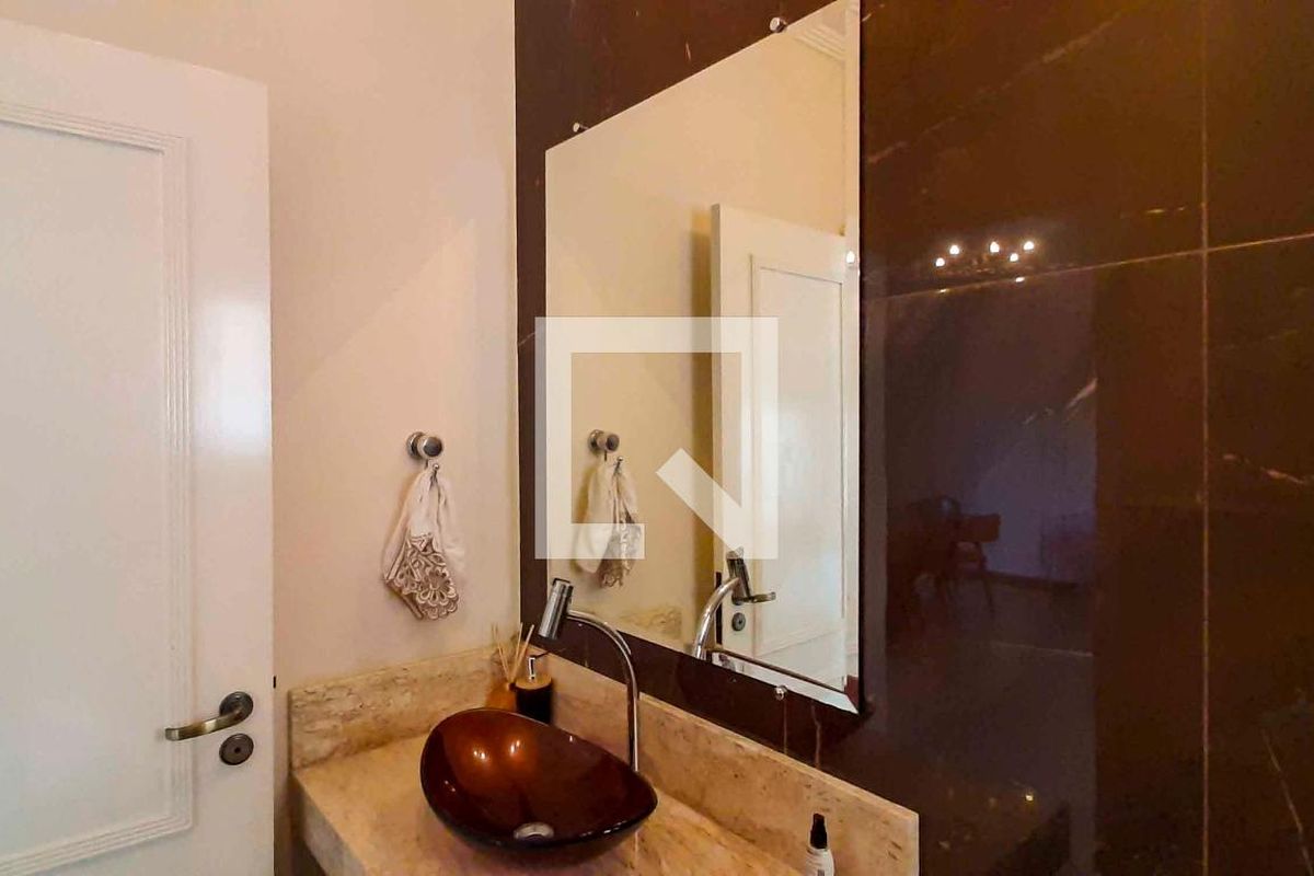 Casa, 4 quartos, 269 m² - Foto 26