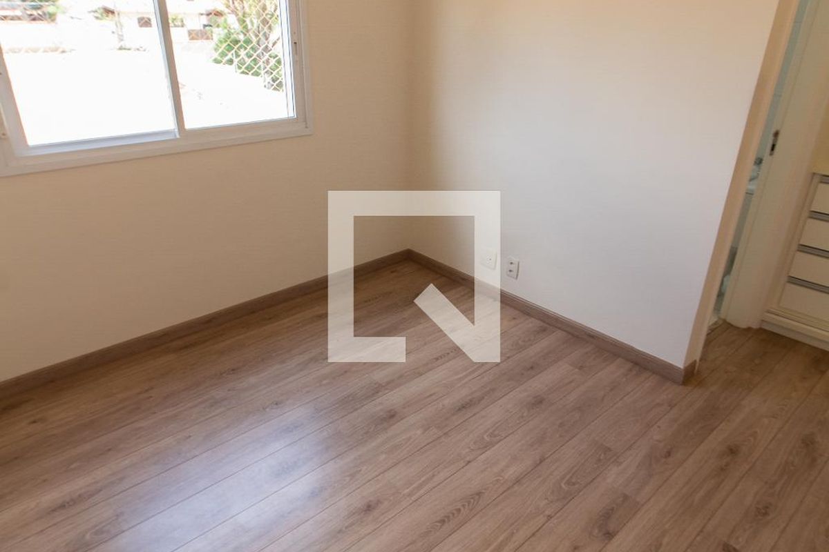 Apartamento à Venda - Lot. Alphaville Campinas, 4 Quartos,  137 m2 em , Campinas - sp | SoloBR