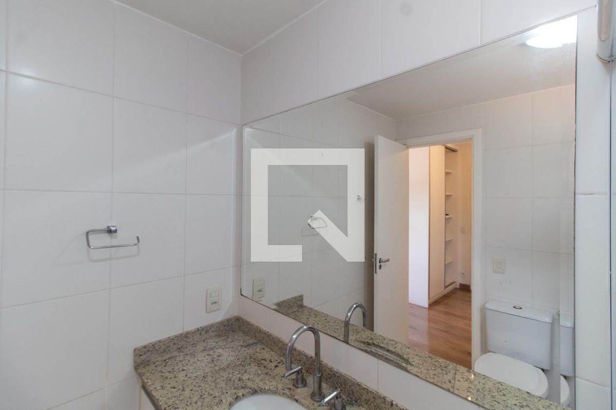 Apartamento à Venda - Lot. Alphaville Campinas, 4 Quartos,  137 m2 em , Campinas - sp | SoloBR
