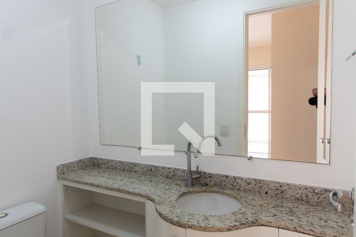 Apartamento à Venda - Lot. Alphaville Campinas, 4 Quartos,  137 m2 em , Campinas - sp | SoloBR