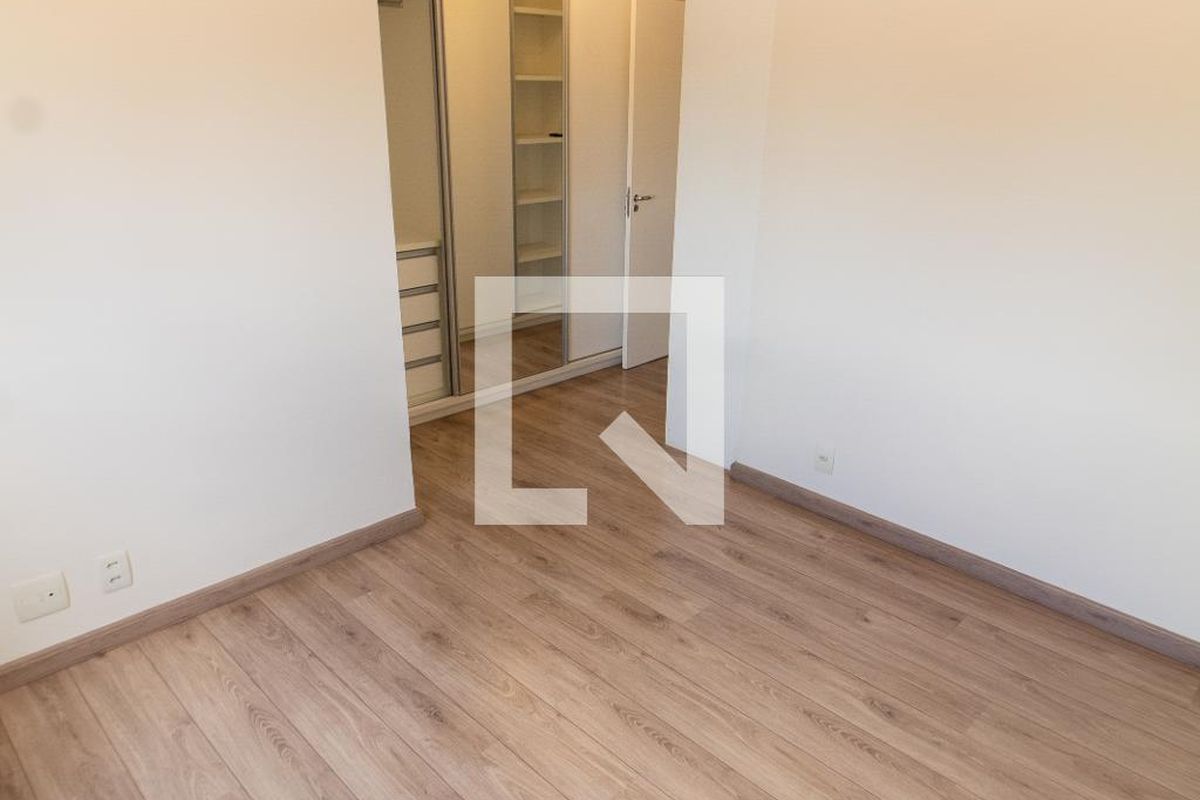 Apartamento à Venda - Lot. Alphaville Campinas, 4 Quartos,  137 m2 em , Campinas - sp | SoloBR